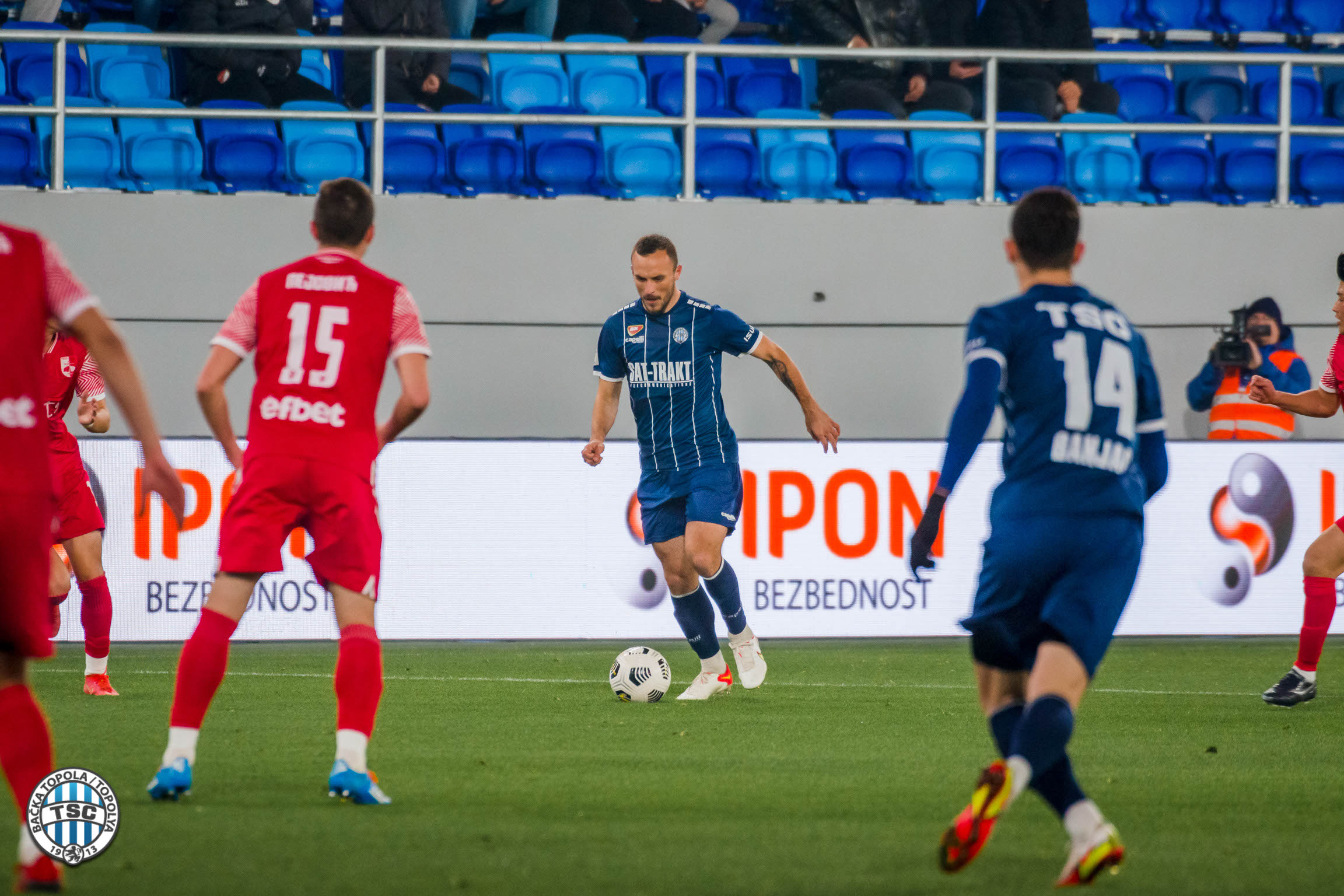 FK Radnicki Nis 0-3 FK AIK Bačka Topola :: Resumenes :: Vídeos